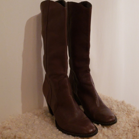 Michael Kors Shoes - Stunning Michael Kors Leather Boots